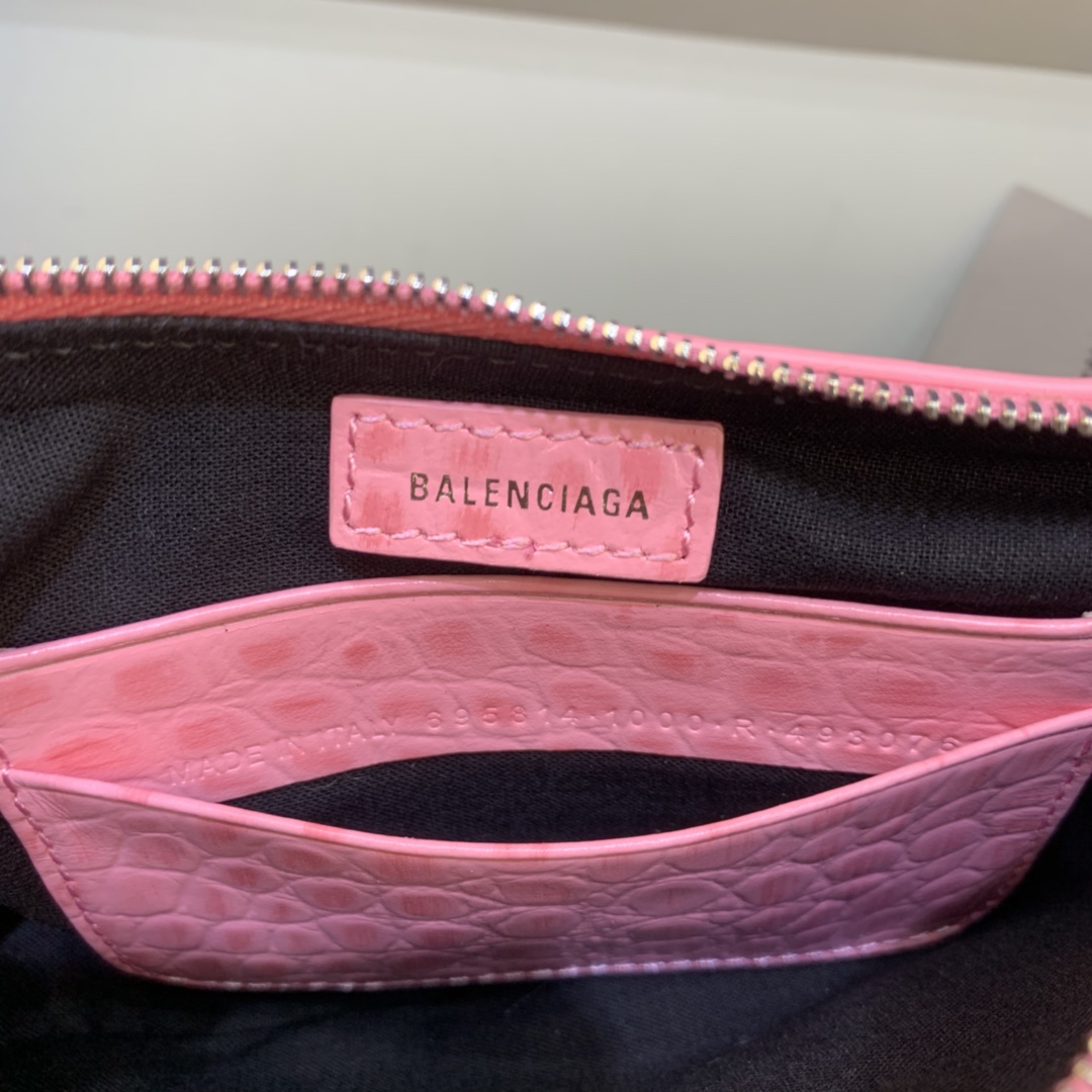 Balenciaga Le Cagole Mini Bag With Chain Crocodile Embossed Shoulder Bag Pink